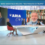 Odifreddi cerca di parlare da Parenzo, su Occidente e Ucraina